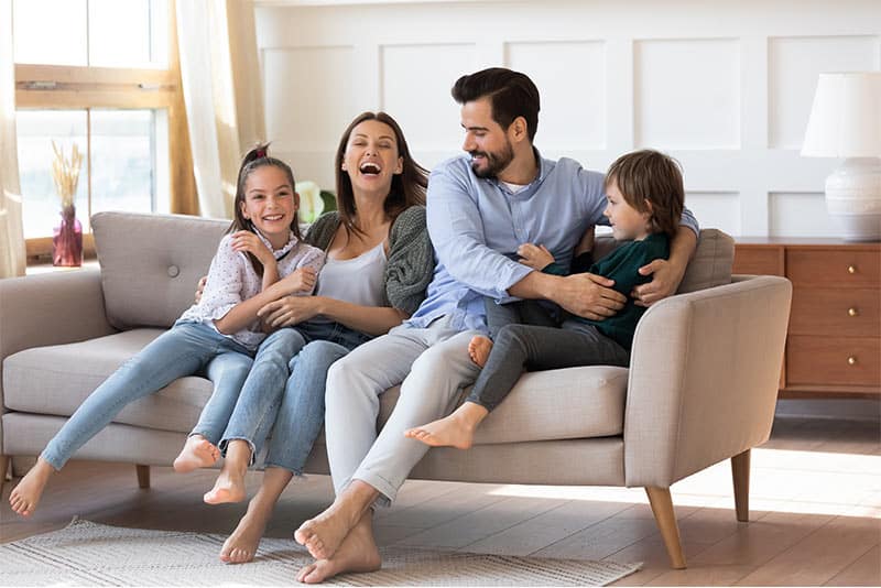 Warszawa: czyszczenie kanapy i innych mebli<br />